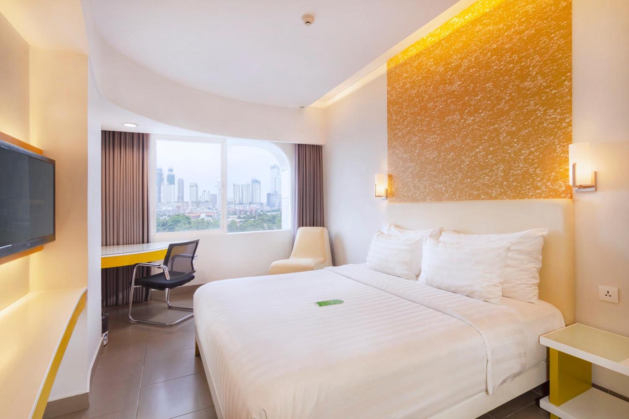 Blue Sky Hotel Petamburan Jakarta Luaran gambar