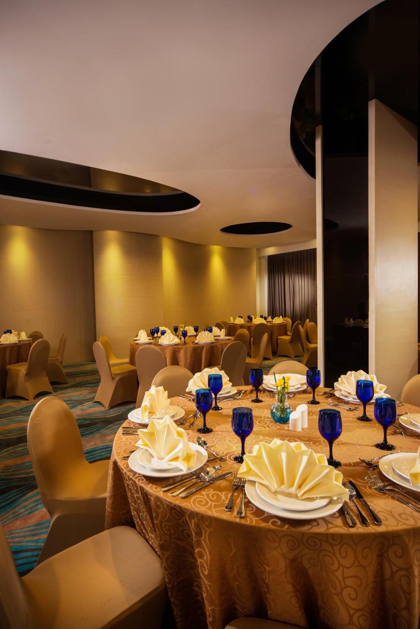 Blue Sky Hotel Petamburan Jakarta Luaran gambar