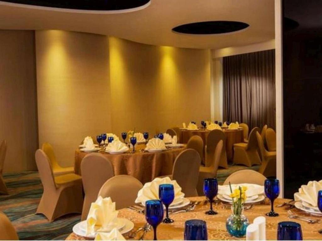 Blue Sky Hotel Petamburan Jakarta Luaran gambar