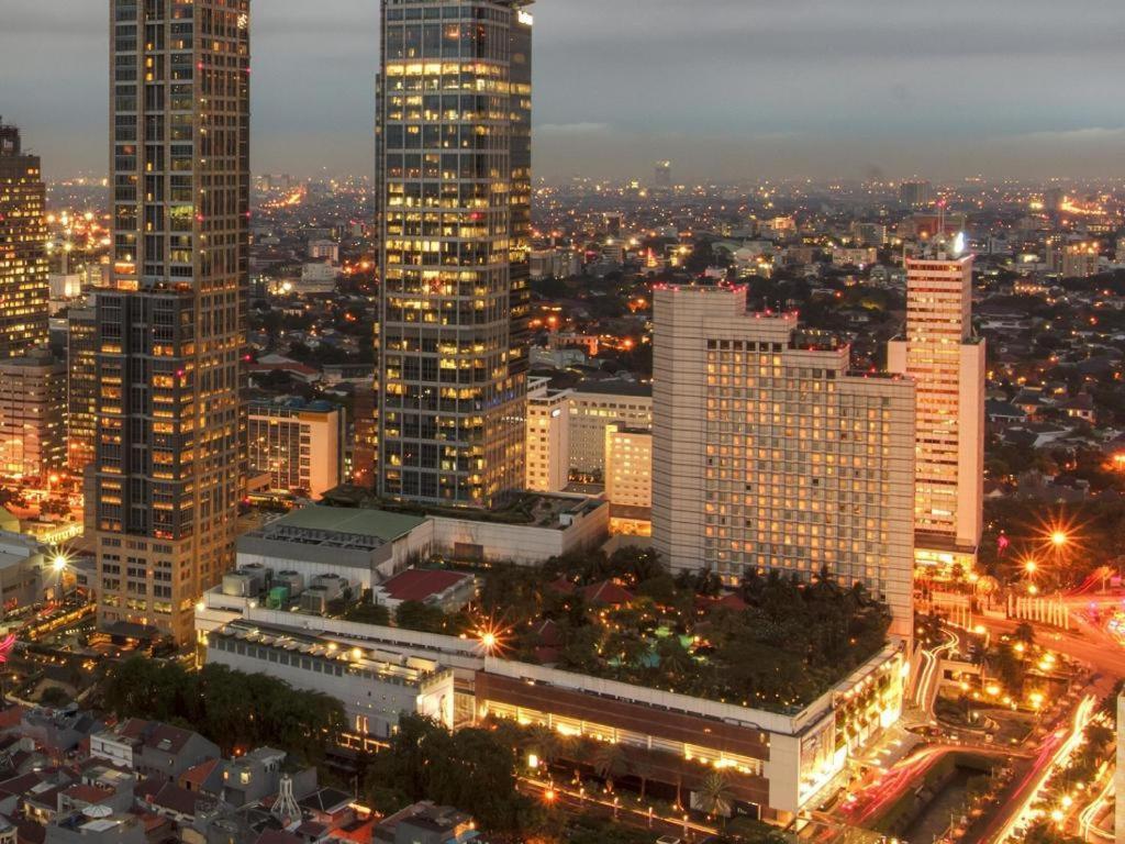 Blue Sky Hotel Petamburan Jakarta Luaran gambar
