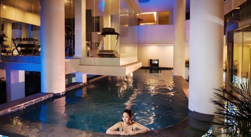 Blue Sky Hotel Petamburan Jakarta Luaran gambar